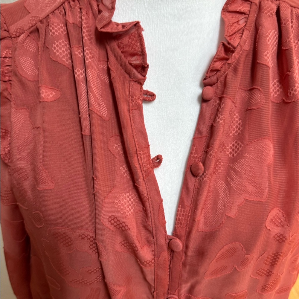Lauren Conrad blouse - Picture 4 of 5
